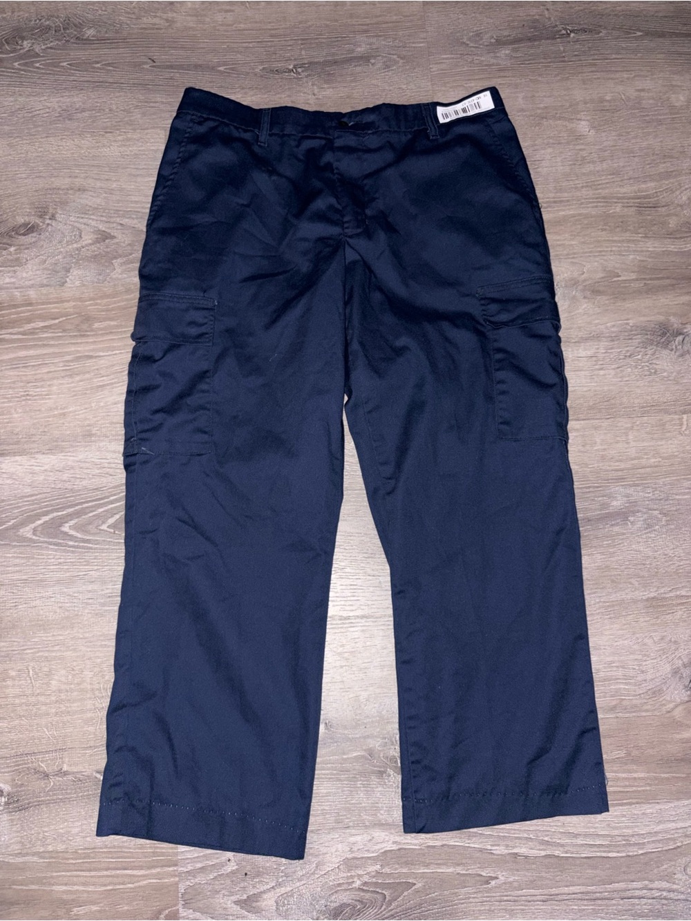 Men's Navy Cargo Pants with Utility Pockets - Comfortable Everyday Wear
